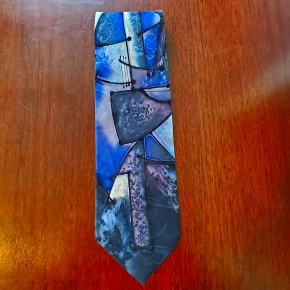Vintage Abstract Blue and Black Men's Silk Tie From Robert Daskel